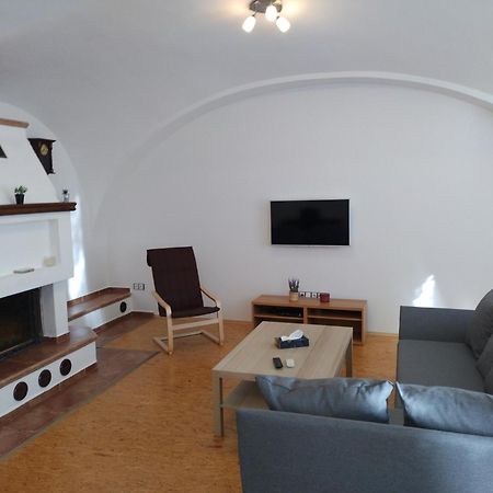 Apartman U Kostela Pec pod Snezkou Ngoại thất bức ảnh